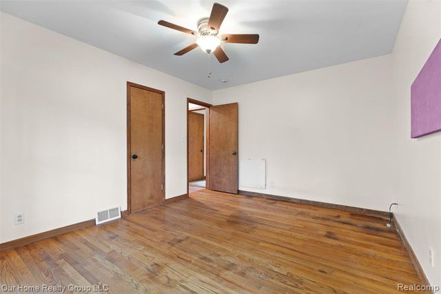 30761 Glenmuer Street, Farmington Hills, MI 48334