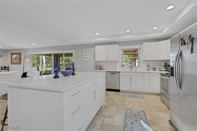 687 Cypress WAY E, Naples, FL 34110