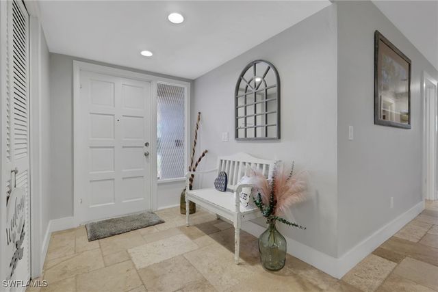 687 Cypress WAY E, Naples, FL 34110