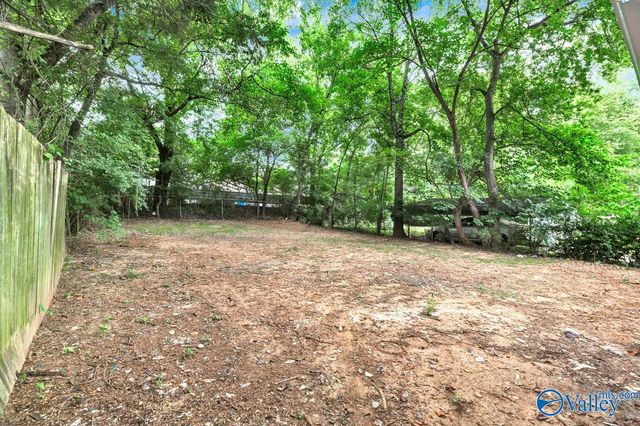 2910 NW Wilson Drive NW, Huntsville, AL 35816