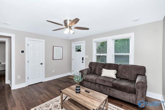 2910 NW Wilson Drive NW, Huntsville, AL 35816