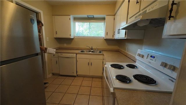 6527 Old Shell Road 64, Mobile, AL 36608