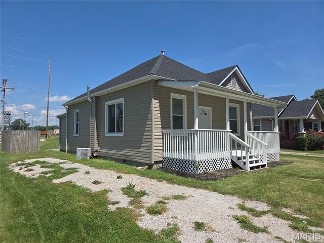 617 N 2nd Street, Dupo, IL 62239
