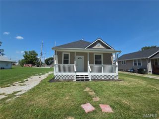 617 N 2nd Street, Dupo, IL 62239