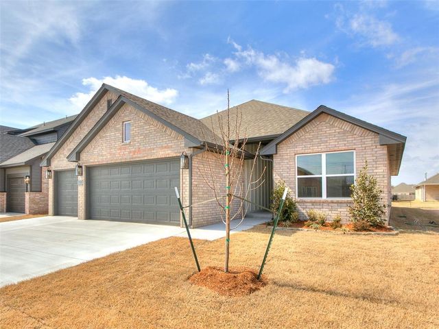 7705 Three Woods Lane, Yukon, OK 73099
