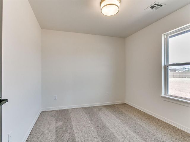 7705 Three Woods Lane, Yukon, OK 73099