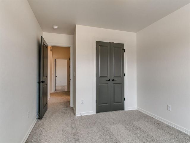 7705 Three Woods Lane, Yukon, OK 73099