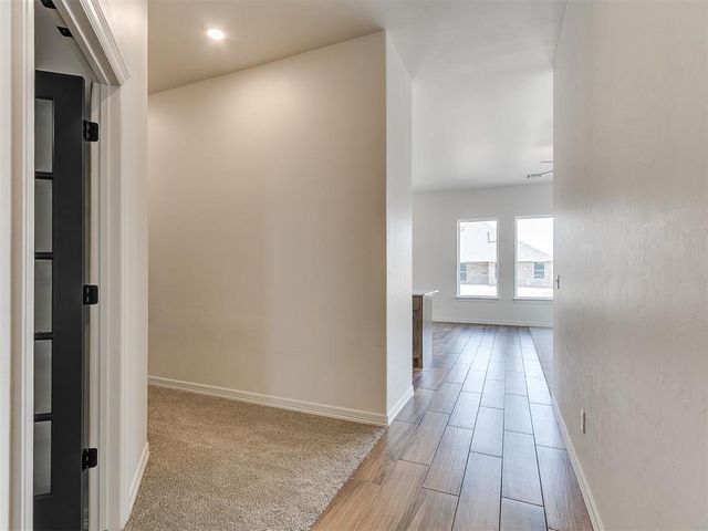 7705 Three Woods Lane, Yukon, OK 73099