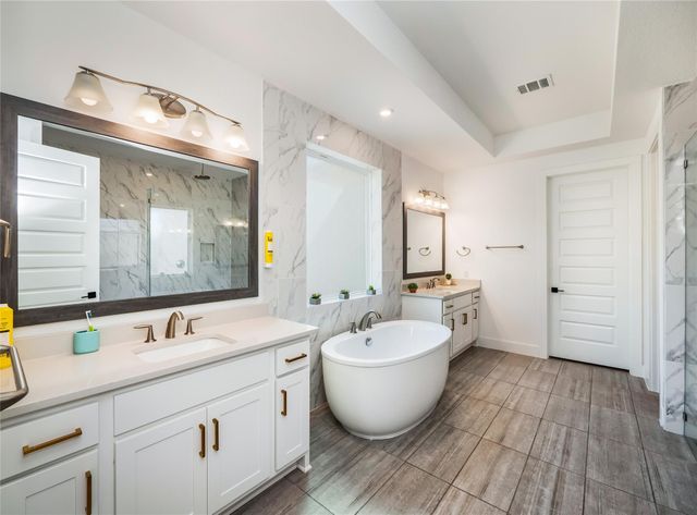 138 Yellow Bell RUN, Dripping Springs, TX 78620