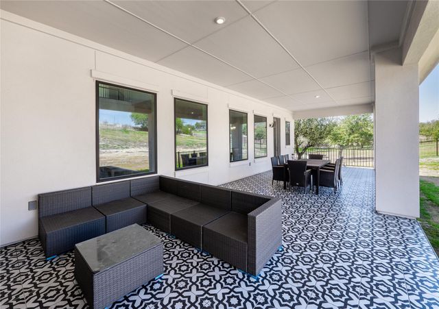 138 Yellow Bell RUN, Dripping Springs, TX 78620