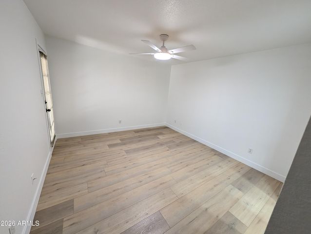 1880 E MORTEN Avenue 101, Phoenix, AZ 85020