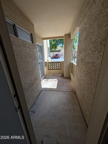 1880 E MORTEN Avenue 101, Phoenix, AZ 85020