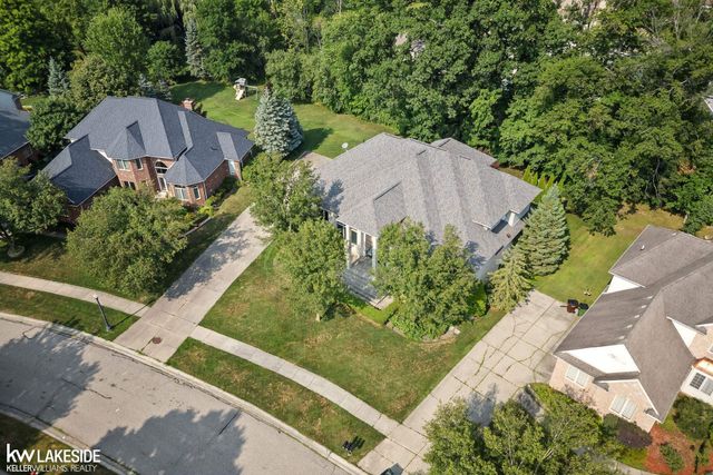 55766 Apple Lane, Shelby Twp, MI 48316