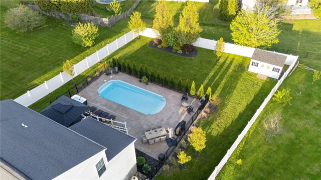 3205 White Pine Lane, Macedon, NY 14502