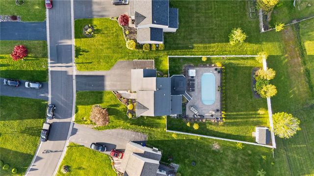 3205 White Pine Lane, Macedon, NY 14502
