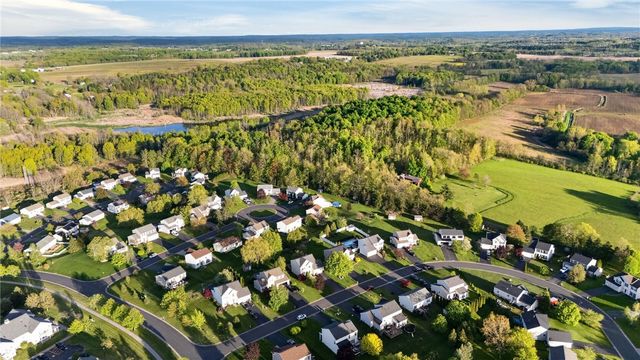 3205 White Pine Lane, Macedon, NY 14502