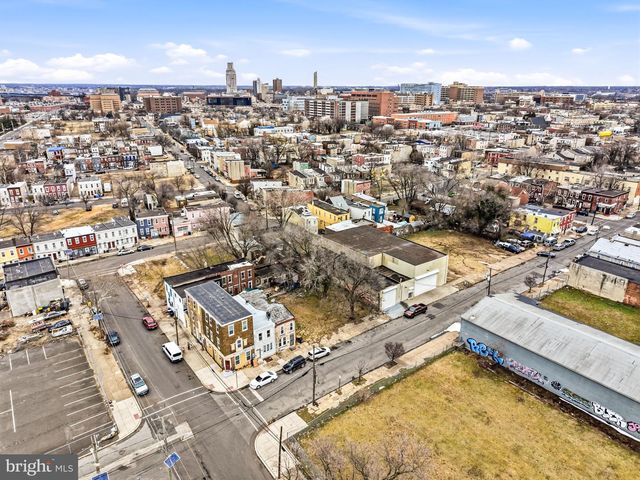 305 PINE ST, Camden, NJ 08103