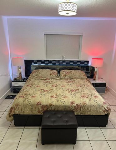 3103 W 70th St, Hialeah, FL 33018