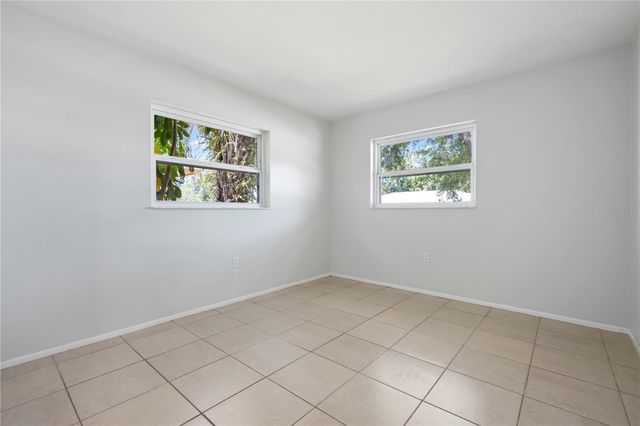 5446 FOXWOOD DRIVE, Sarasota, FL 34232