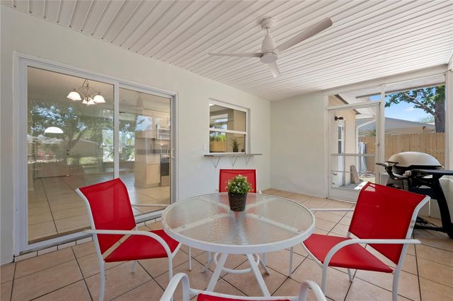 5446 FOXWOOD DRIVE, Sarasota, FL 34232