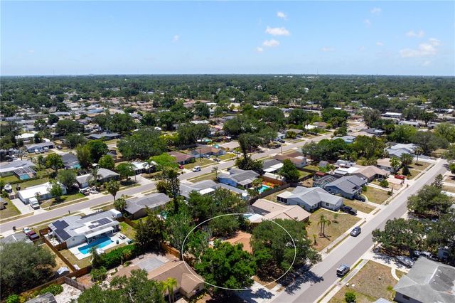 5446 FOXWOOD DRIVE, Sarasota, FL 34232