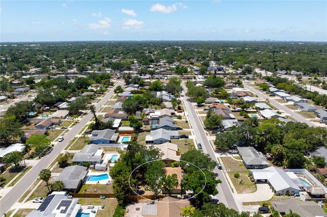 5446 FOXWOOD DRIVE, Sarasota, FL 34232