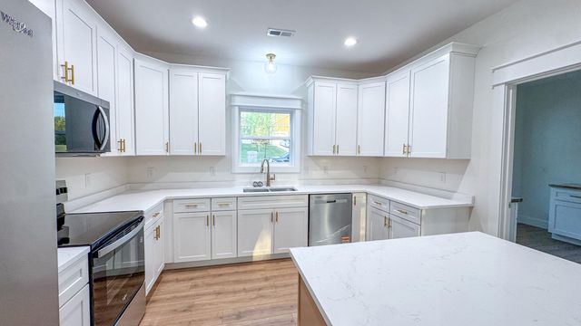 63 Iris Point, Somerset, KY 42503