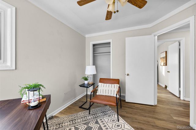 29061 Balmoral Street, Garden City, MI 48135