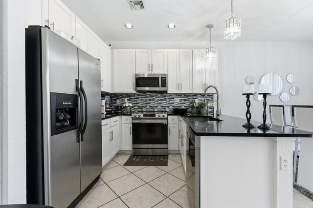 4162 Winnipeg Way, West Palm Beach, FL 33409