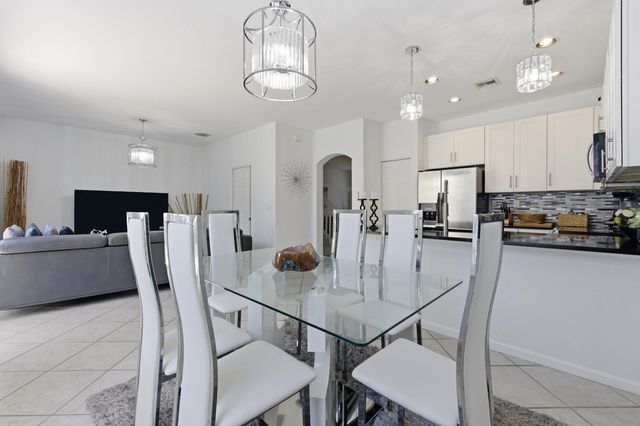 4162 Winnipeg Way, West Palm Beach, FL 33409