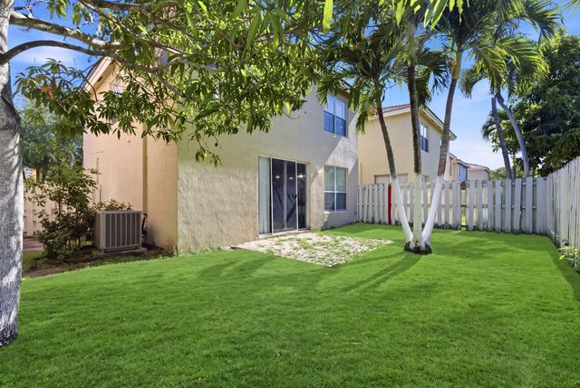 4162 Winnipeg Way, West Palm Beach, FL 33409