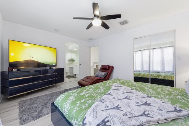 4162 Winnipeg Way, West Palm Beach, FL 33409