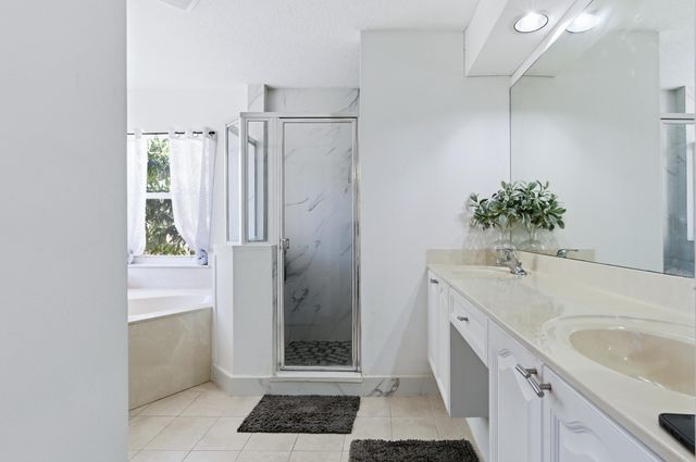 4162 Winnipeg Way, West Palm Beach, FL 33409