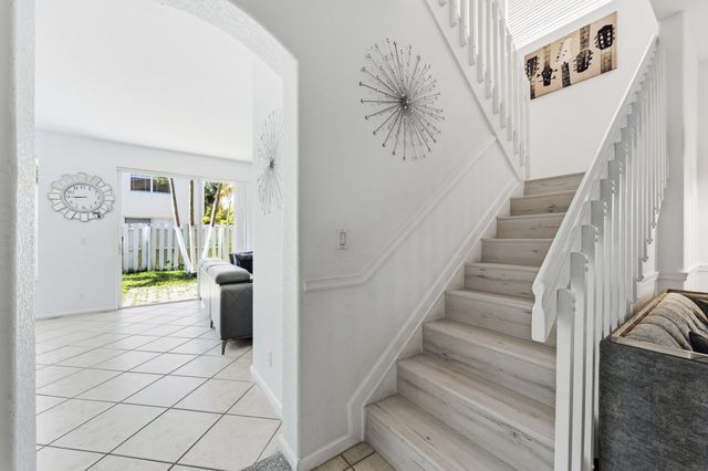 4162 Winnipeg Way, West Palm Beach, FL 33409