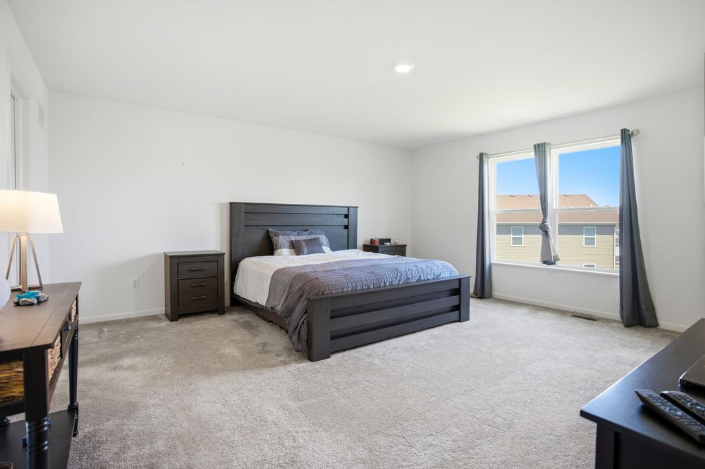 Image 16 of property listing at 4706 Fox Trail Court, Wonder Lake, IL 60097