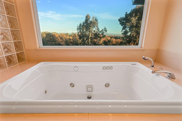 21607 Gilbert Drive, Palo Cedro, CA 96073