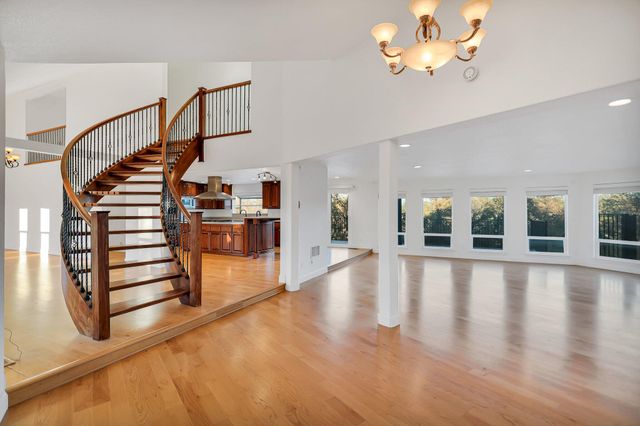 21607 Gilbert Drive, Palo Cedro, CA 96073