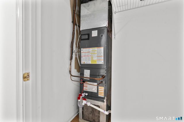 468 Main Street 111, East Lyme, CT 06357