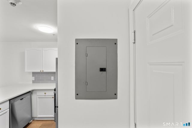 468 Main Street 111, East Lyme, CT 06357