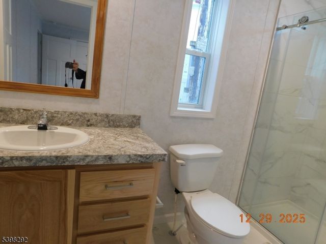 9 Front Street, Oxford Twp., NJ 07863