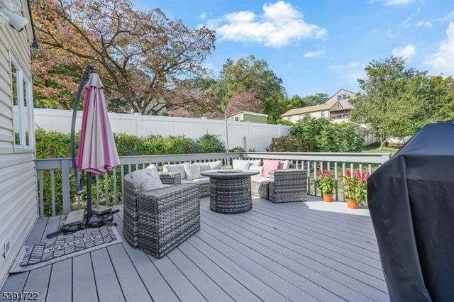 36 Clara St, North Haledon Boro, NJ 07508