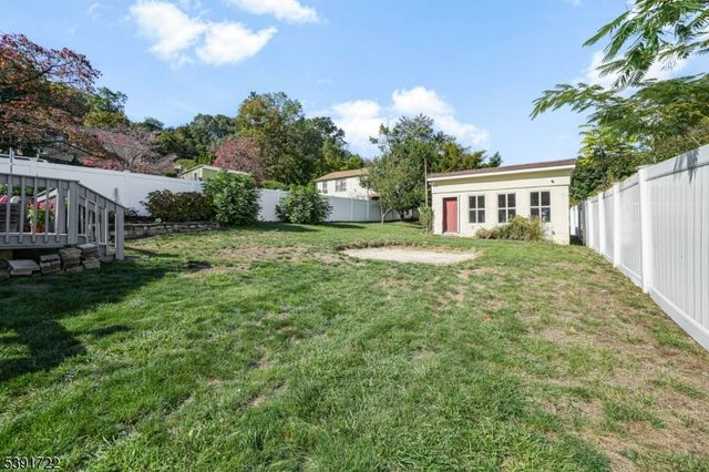 36 Clara St, North Haledon Boro, NJ 07508