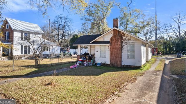 129 W Ellawood Avenue, Cedartown, GA 30125