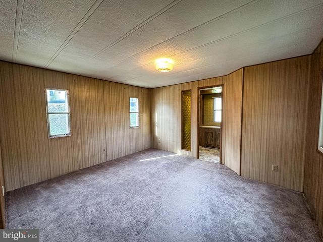125 HAVEN DR, York, PA 17406