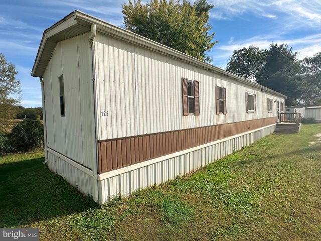 125 HAVEN DR, York, PA 17406
