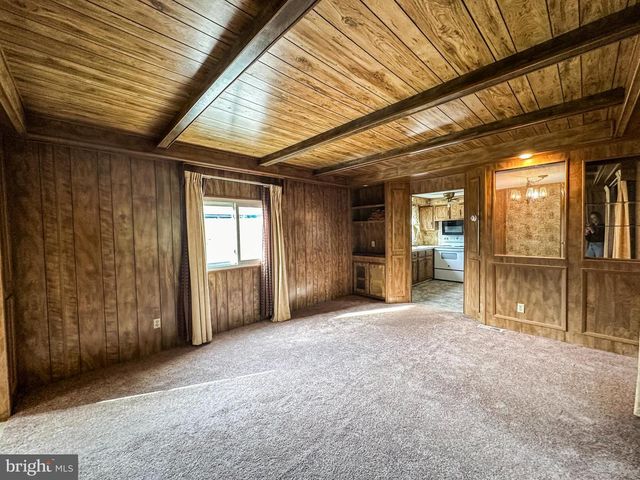 125 HAVEN DR, York, PA 17406