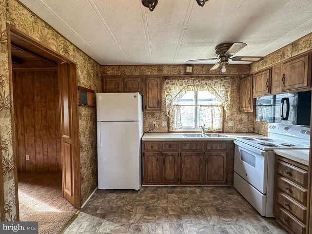 125 HAVEN DR, York, PA 17406
