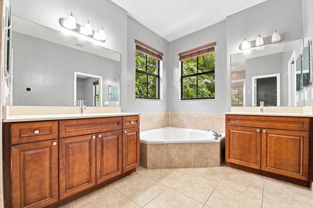 4817 NW 59th Street, Tamarac, FL 33319