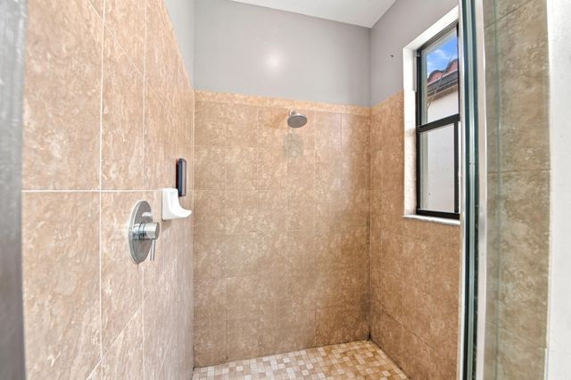 4817 NW 59th Street, Tamarac, FL 33319