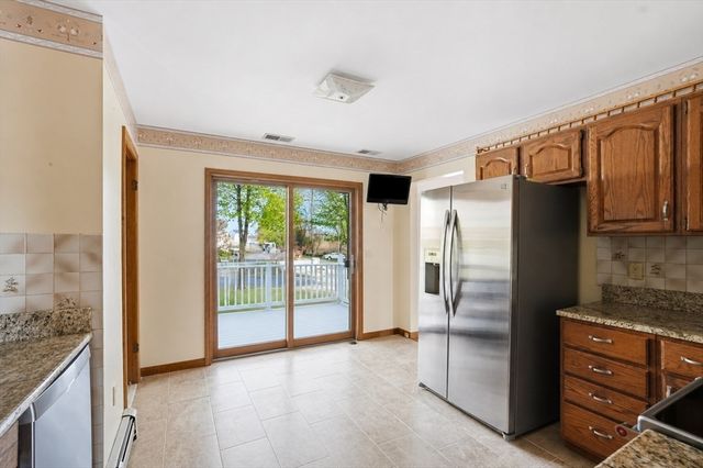 67 Wituwamat Rd, Weymouth, MA 02191